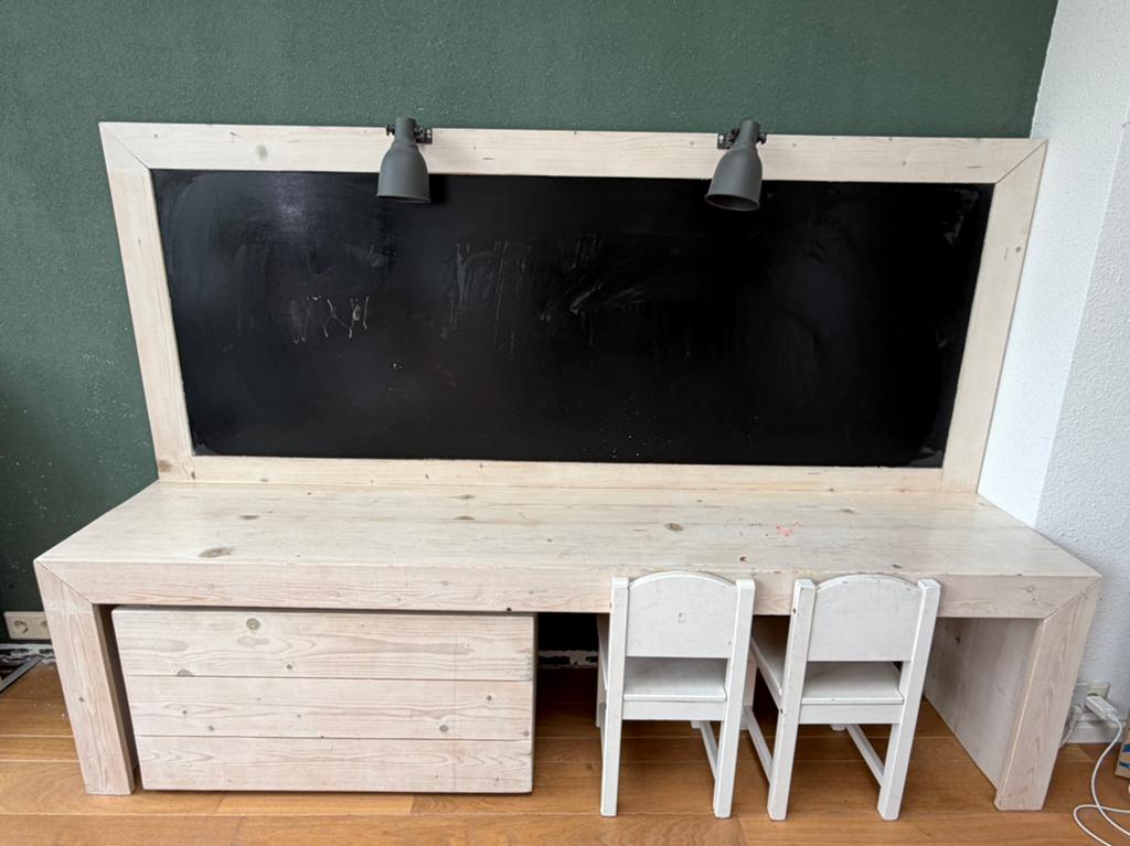 Speeltafel met krijtbord, Ophalen, Gebruikt