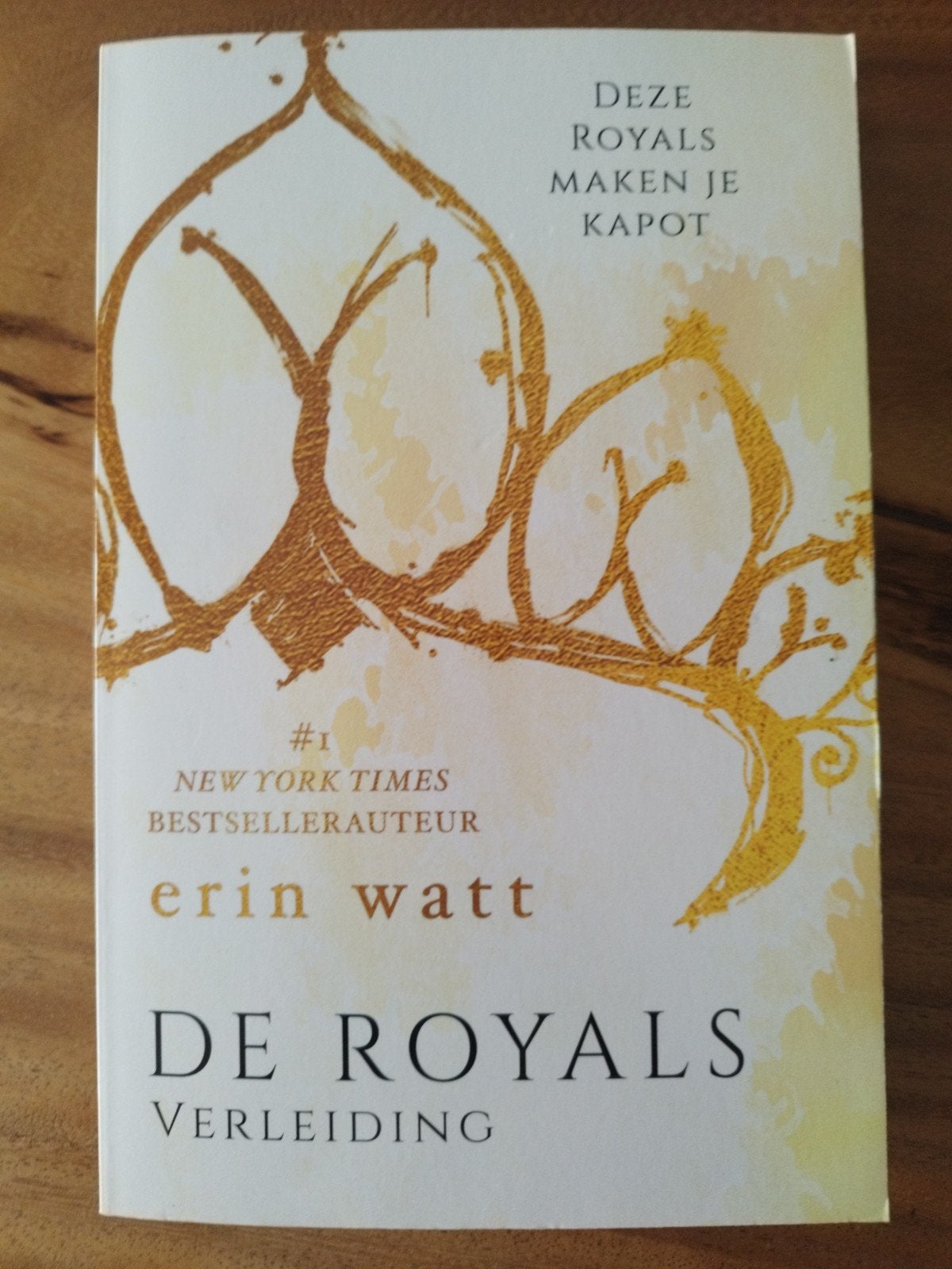 De Royals: Verleiding - Erin Watt (Paper Princess), Gelezen, Erin Watt, Ophalen of Verzenden, Nederland
