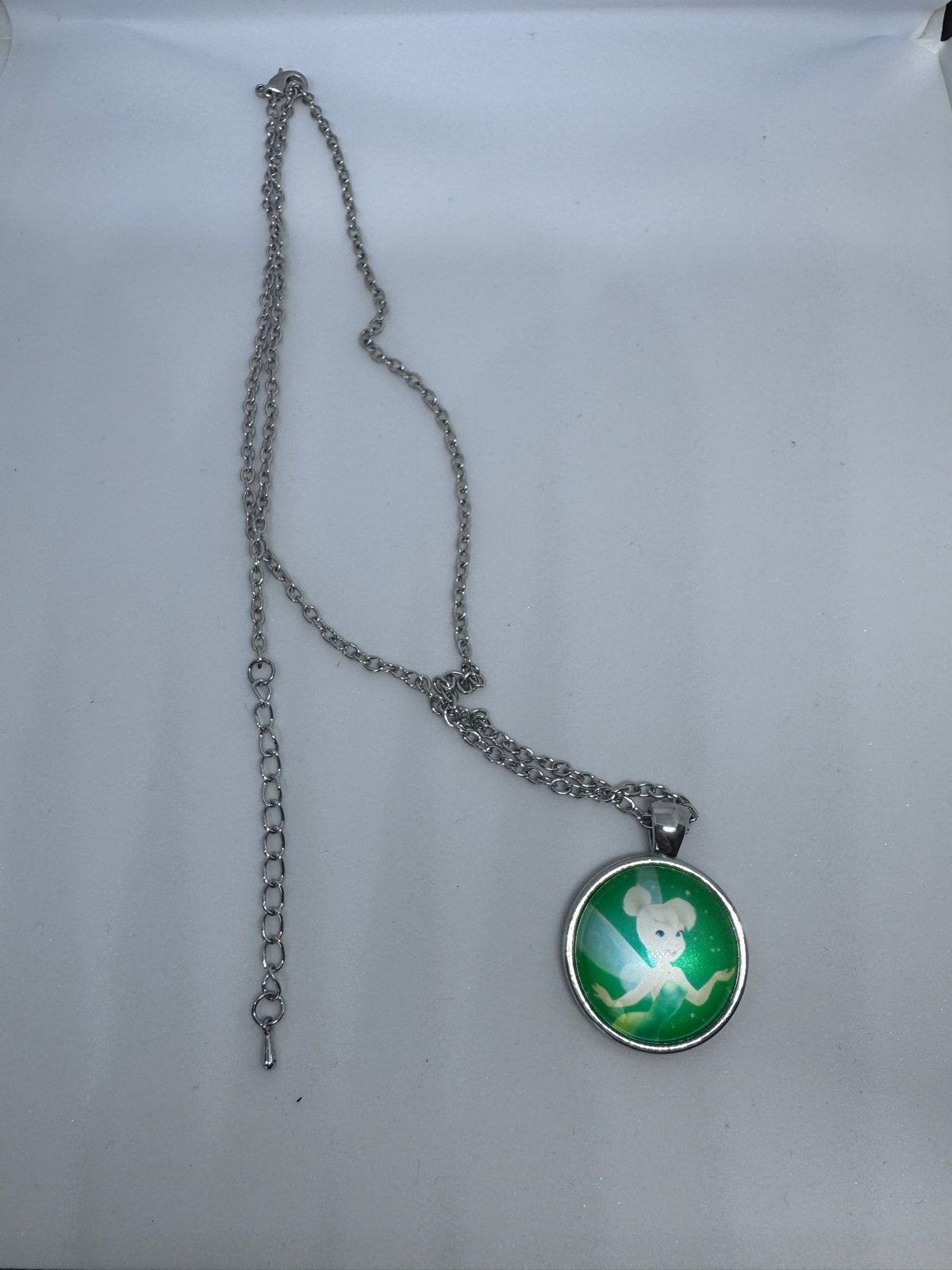 Tinkerbell Ketting met Hanger - Zilverkleurig, Gebruikt, Ophalen of Verzenden, Zilver, Overige materialen