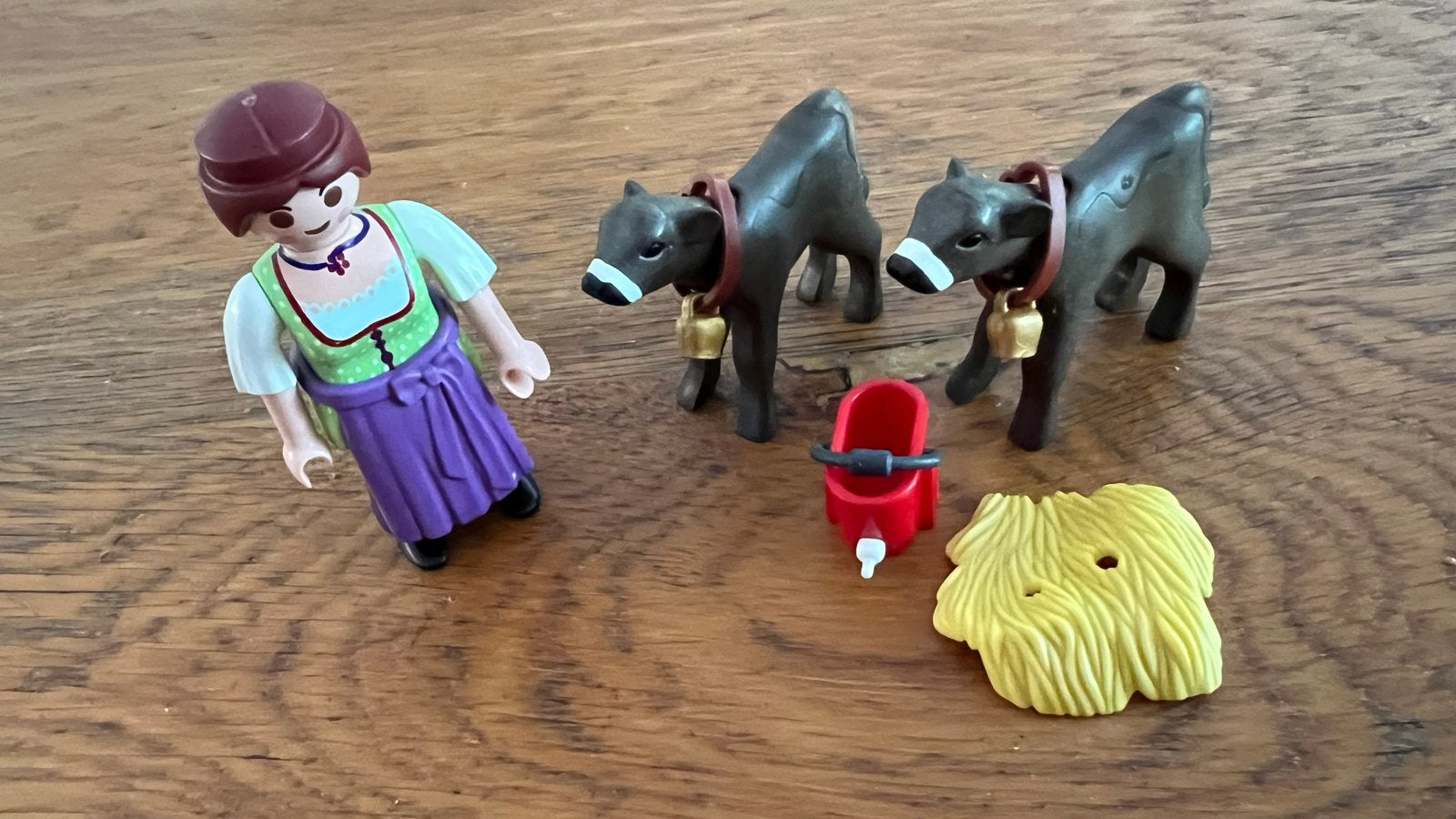 Playmobil boerin met kalfjes en accessoires, Ophalen of Verzenden, Gebruikt, Jongen of Meisje