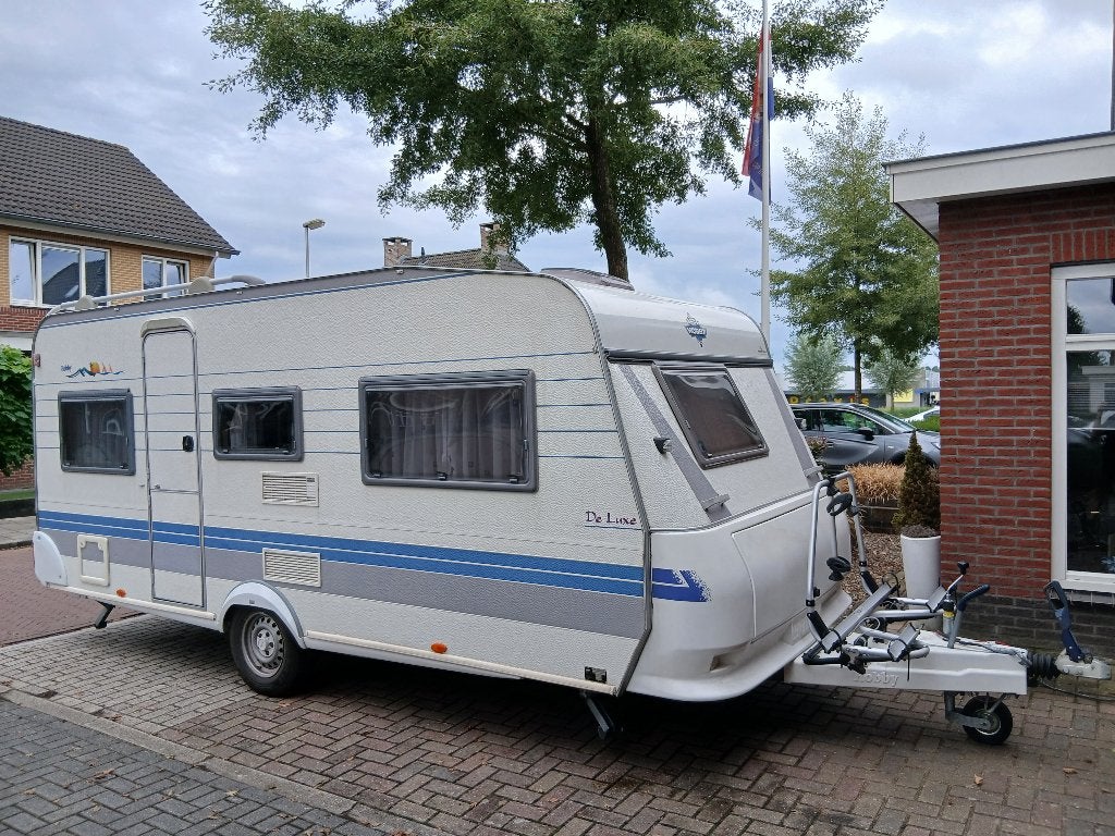 Hobby 495 UK (2002) - Ruime Gezinscaravan - 6 Slaapplaatsen, Caravans en Kamperen, Caravans, Rondzit, 750 - 1000 kg, Particulier