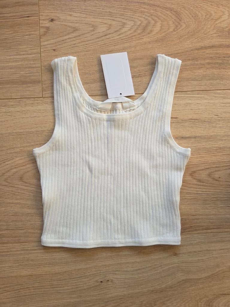 Top H&M, maat 134-140. Nooit gedragen, Kinderen en Baby's, Kinderkleding | Maat 134, Meisje, H&M, Nieuw, Ophalen of Verzenden