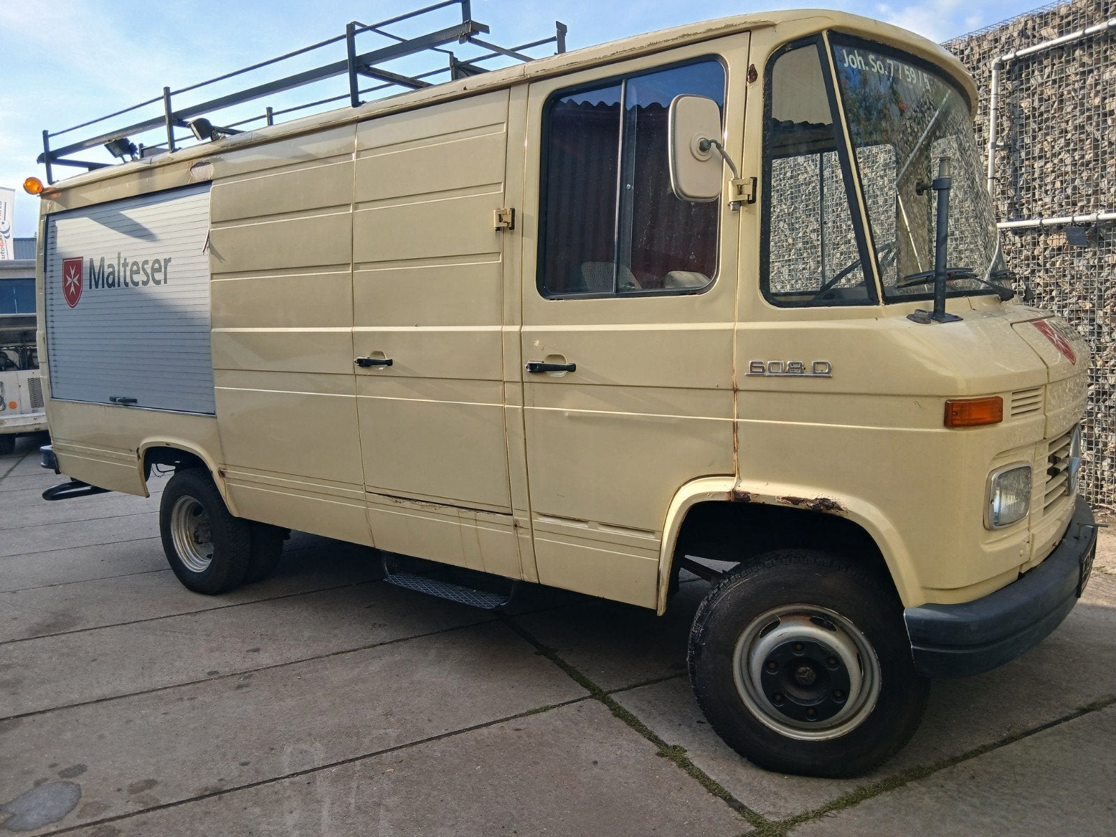 Mercedes 608 1978 diesel lage km kenteken mog, foto 3