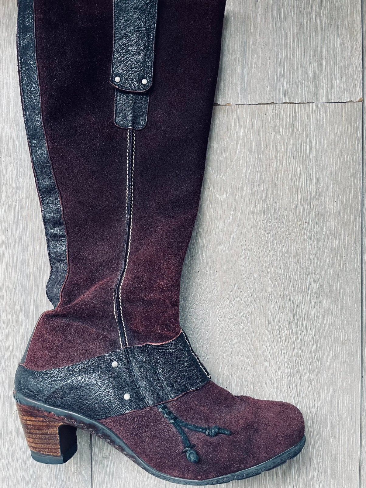 Te koop: leren laarzen, Think, bordeaux, 39, Kleding | Dames, Schoenen, Ophalen of Verzenden, Zo goed als nieuw, Rood, Hoge laarzen