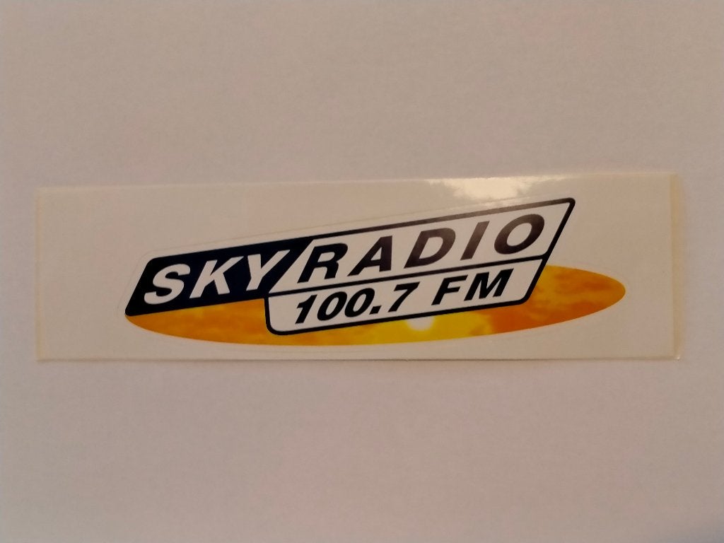 Skyradio 100.7 FM vintage logo sticker Radio muziek, Verzenden, Gebruikt, Overige typen