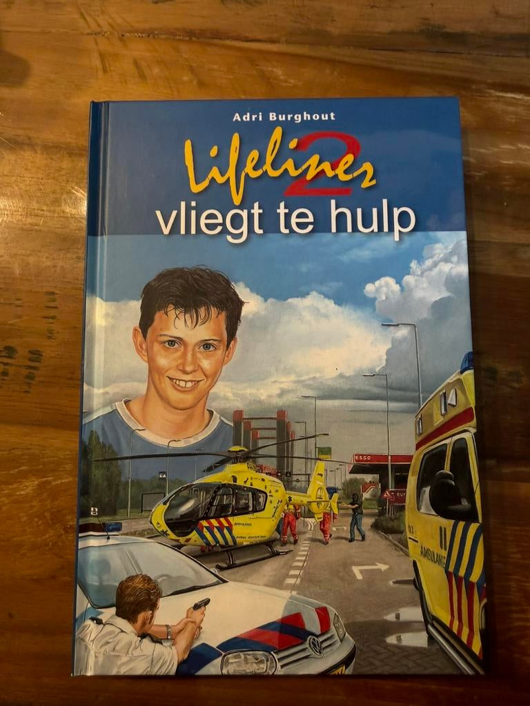 Lifeliner2. Deel 1 en 3, Ophalen of Verzenden, Zo goed als nieuw