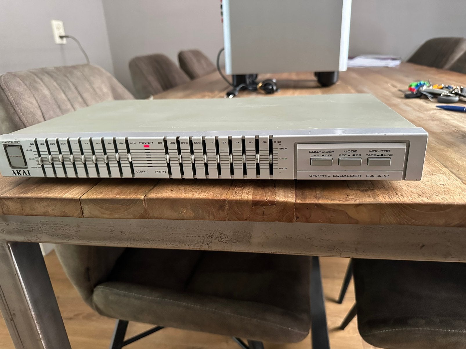 Vintage AKAI Graphic Equalizer EA-A22, Ophalen of Verzenden, Zo goed als nieuw, Minder dan 60 watt, Overige merken