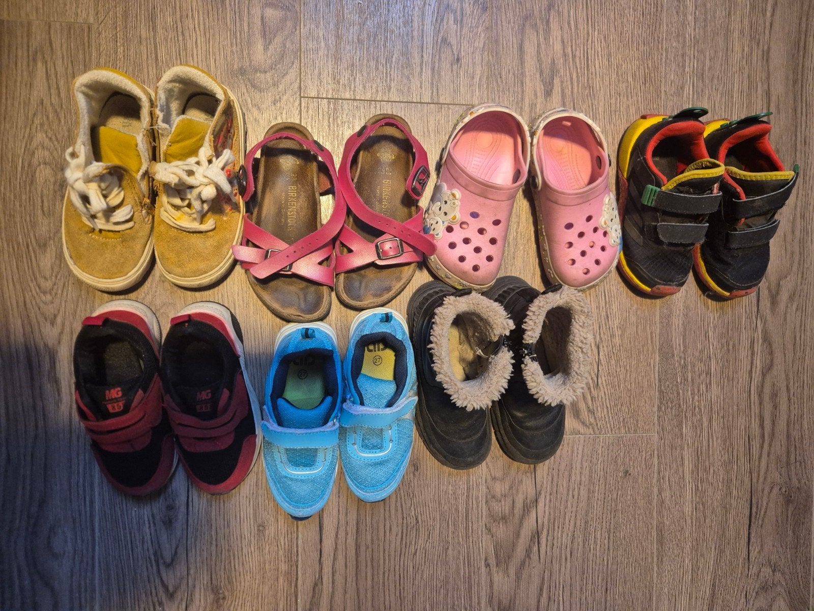 7 paar kinderschoenen, with adidas Lego schoenen maat 26-27, Ophalen of Verzenden, Gebruikt, Jongen of Meisje, Schoenen