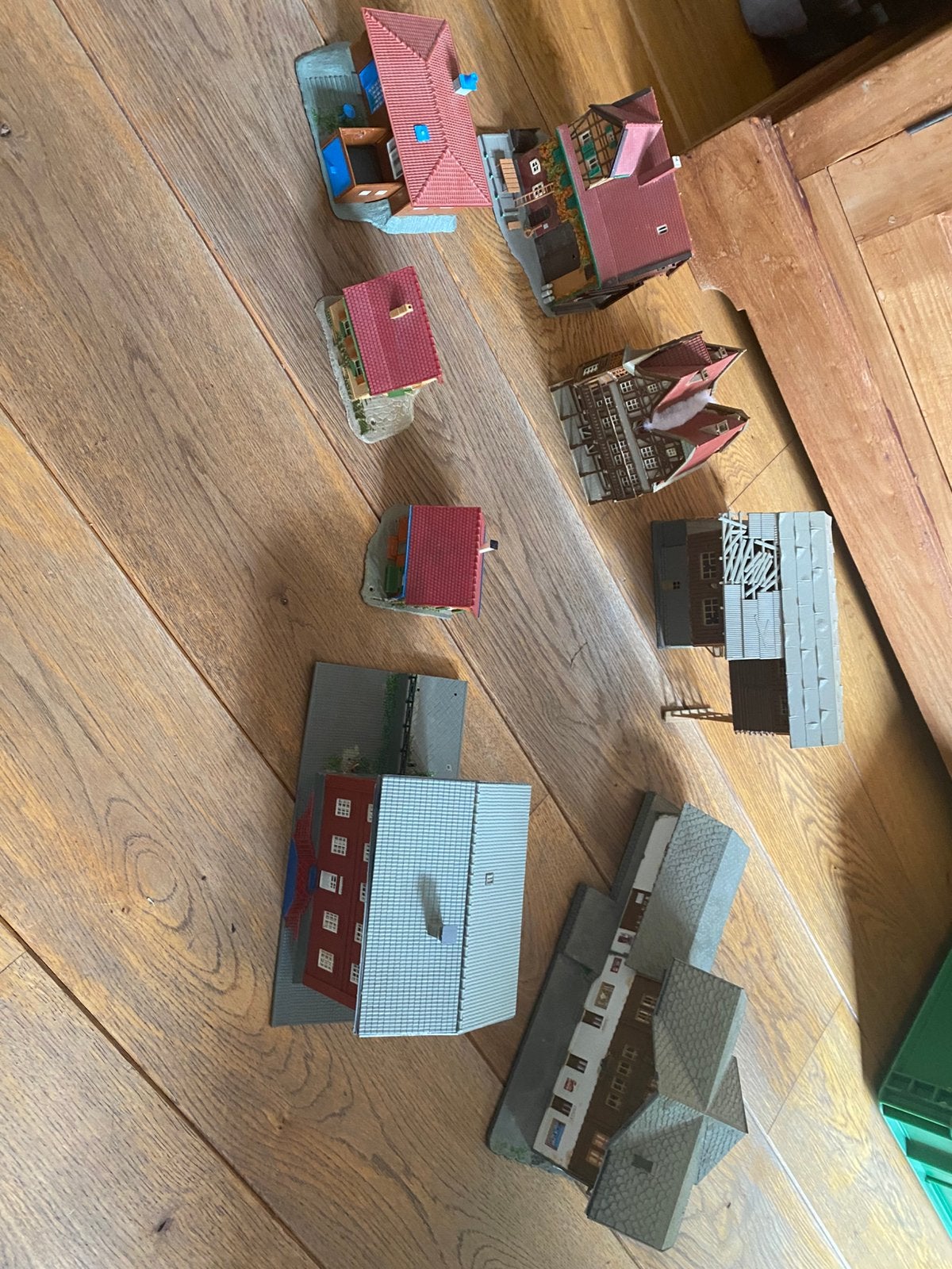 Diverse modelbouw huisjes en gebouwen, Gebruikt, Gelijkstroom of Wisselstroom, Brug, Tunnel of Gebouw, Ophalen