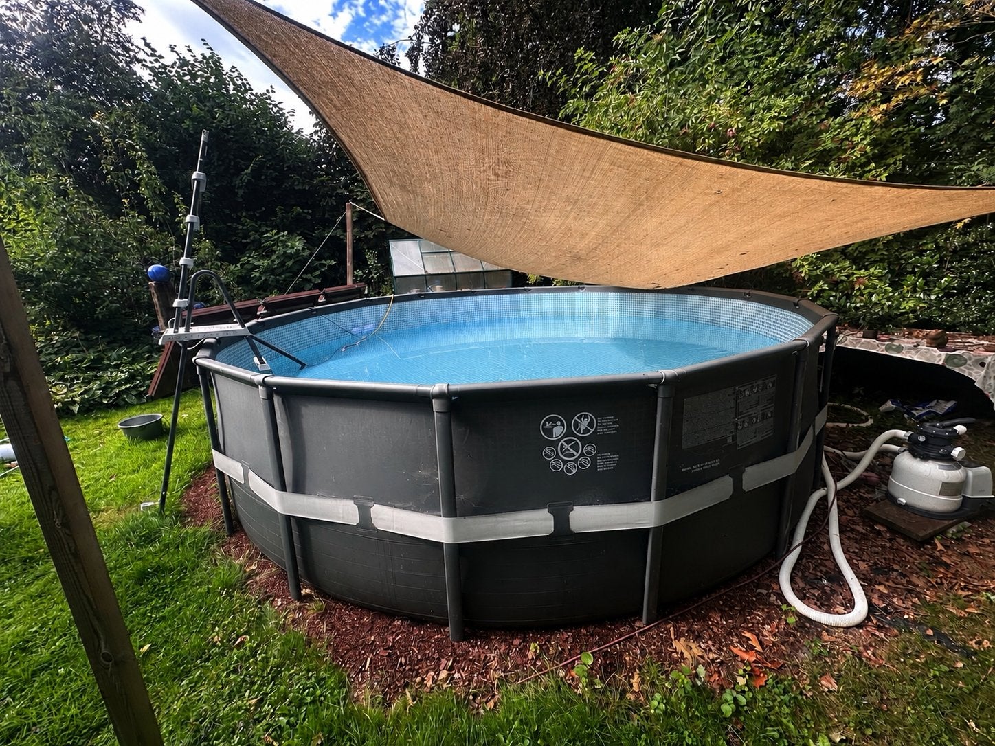Intex Ultra  zwembad 549 x 132 cm inclusief zandfilterpomp, Rond, 300 cm of meer, Zo goed als nieuw, Ophalen