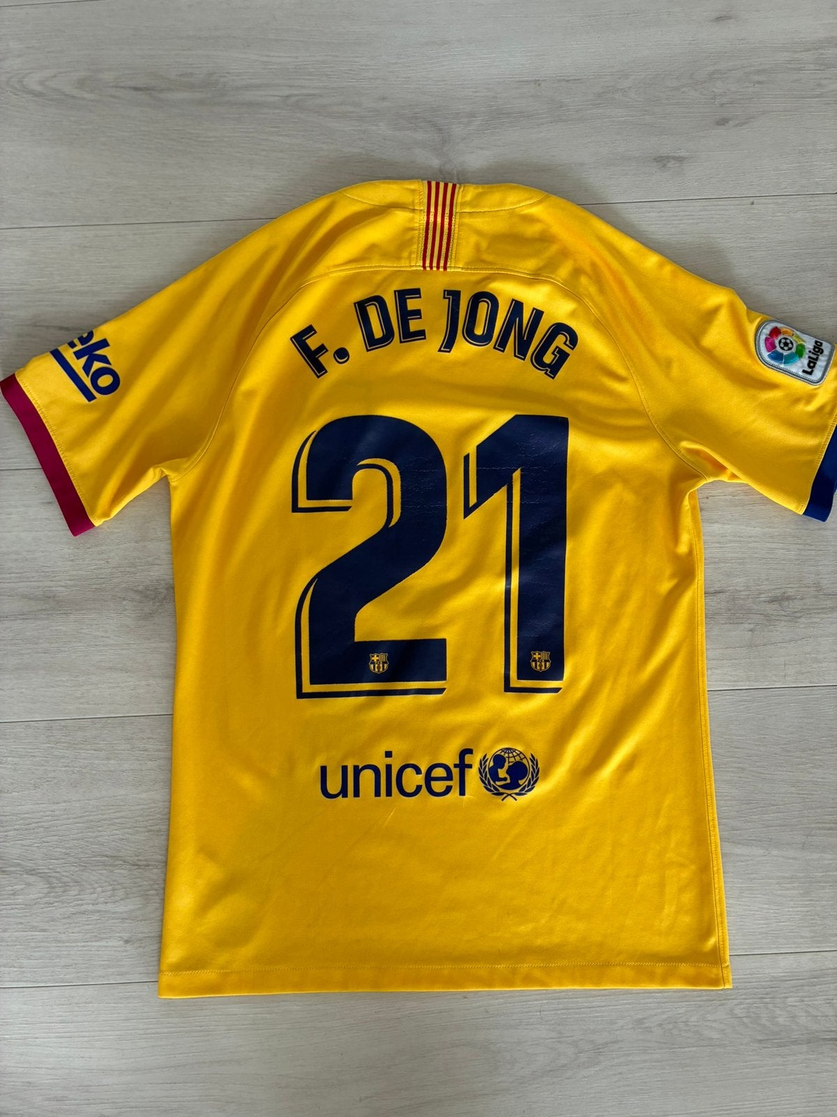 Origineel Barcelona/ Frenkie de Jong shirt maat M, Ophalen of Verzenden, Zo goed als nieuw, Buitenlandse clubs, Shirt