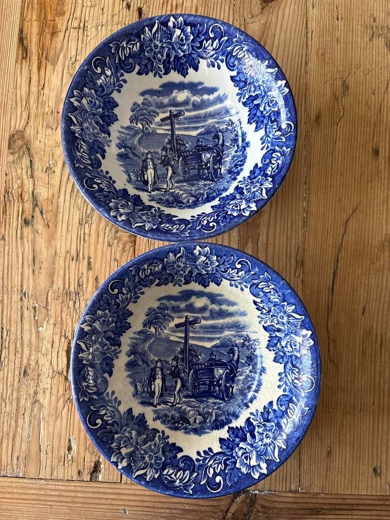 2 antieke schalen Dickens Series, Ophalen of Verzenden