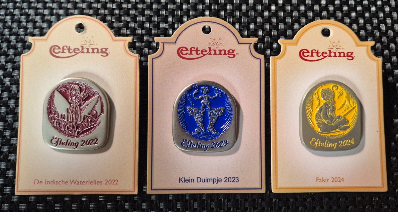 Efteling pins 2022 2023 2024, Verzamelen, Ophalen of Verzenden, Nieuw, Button of Speldje