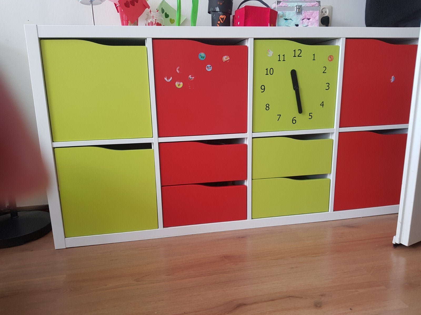 ikea kallax kinder kast, Ophalen, Zo goed als nieuw, Stoel(en)