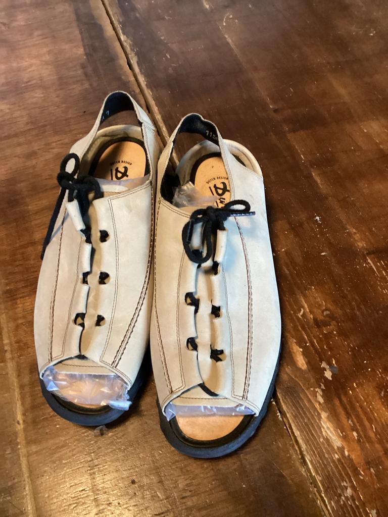 Durea schoenen z.g.a.n. maat 7H, verstelbaar, Ophalen of Verzenden, Zo goed als nieuw