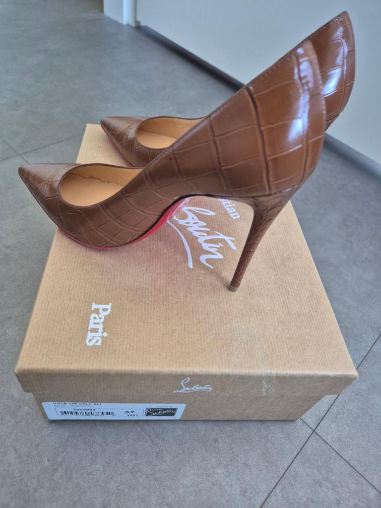 Pump Kate maat 37 Christian Louboutin, Kleding | Dames, Schoenen, Ophalen of Verzenden, Nieuw, Zwart