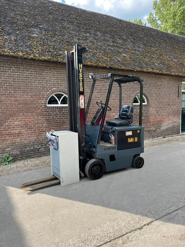 Hyster c1.2 1200kg 400cm doorkijkmast elektrisch met lader, Zakelijke goederen, Machines en Bouw | Heftrucks en Intern transport