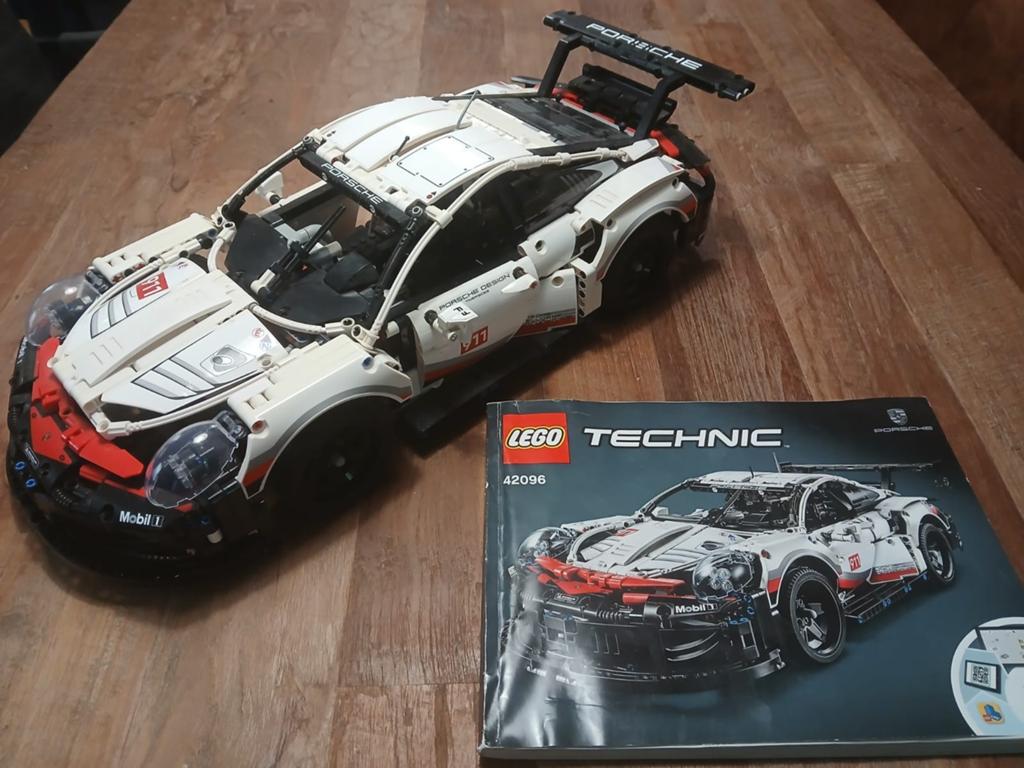 Lego Technic Porsche 911 RSR, Ophalen, Zo goed als nieuw, Auto