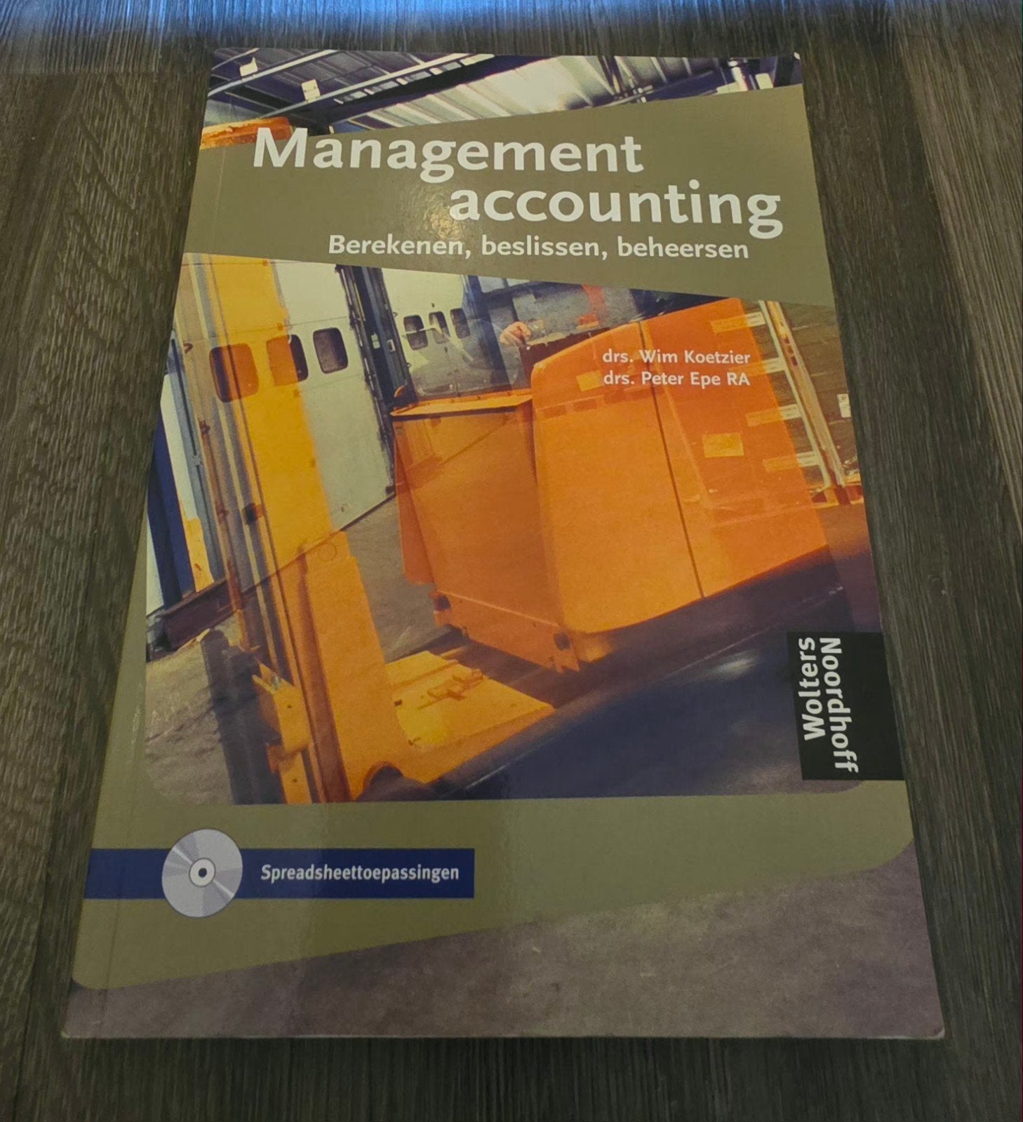 Management Accounting - Koetzier en Epe (Wolters Noordhoff), Boeken, Gelezen, Wim Koetzier, Peter Epe, Alpha, HBO
