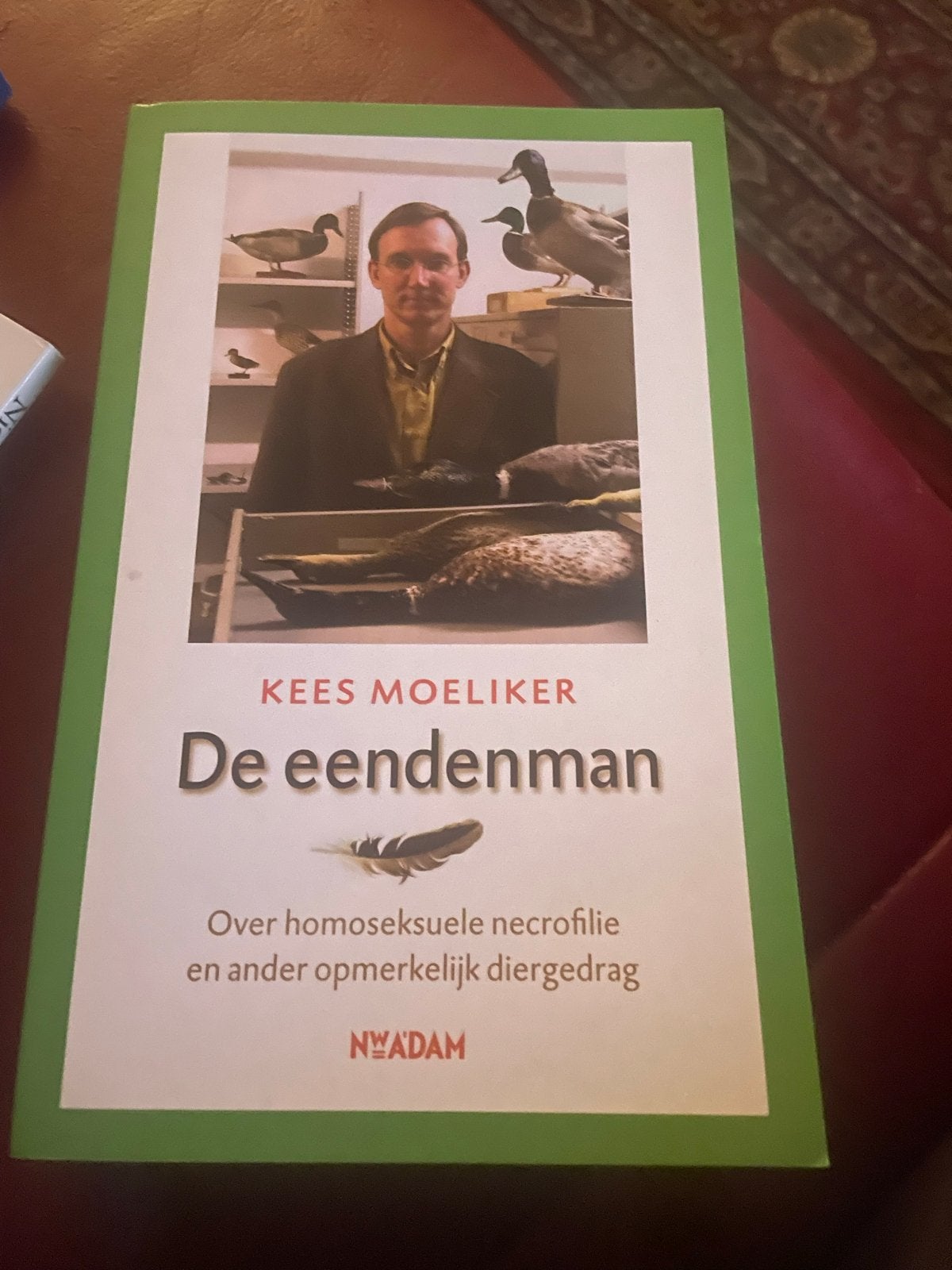 De Eendenman - Kees Moeliker (Nieuw Amsterdam Uitgevers), Ophalen of Verzenden, Zo goed als nieuw, Natuur algemeen