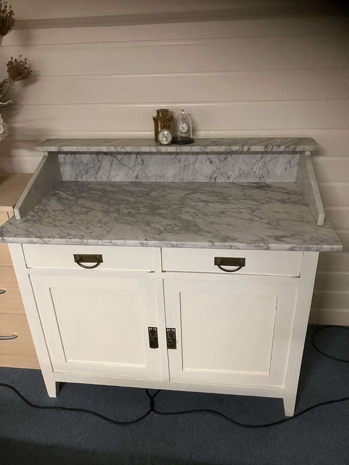 Eikenhouten commode met marmeren blad - Wit geschilderd, Ophalen