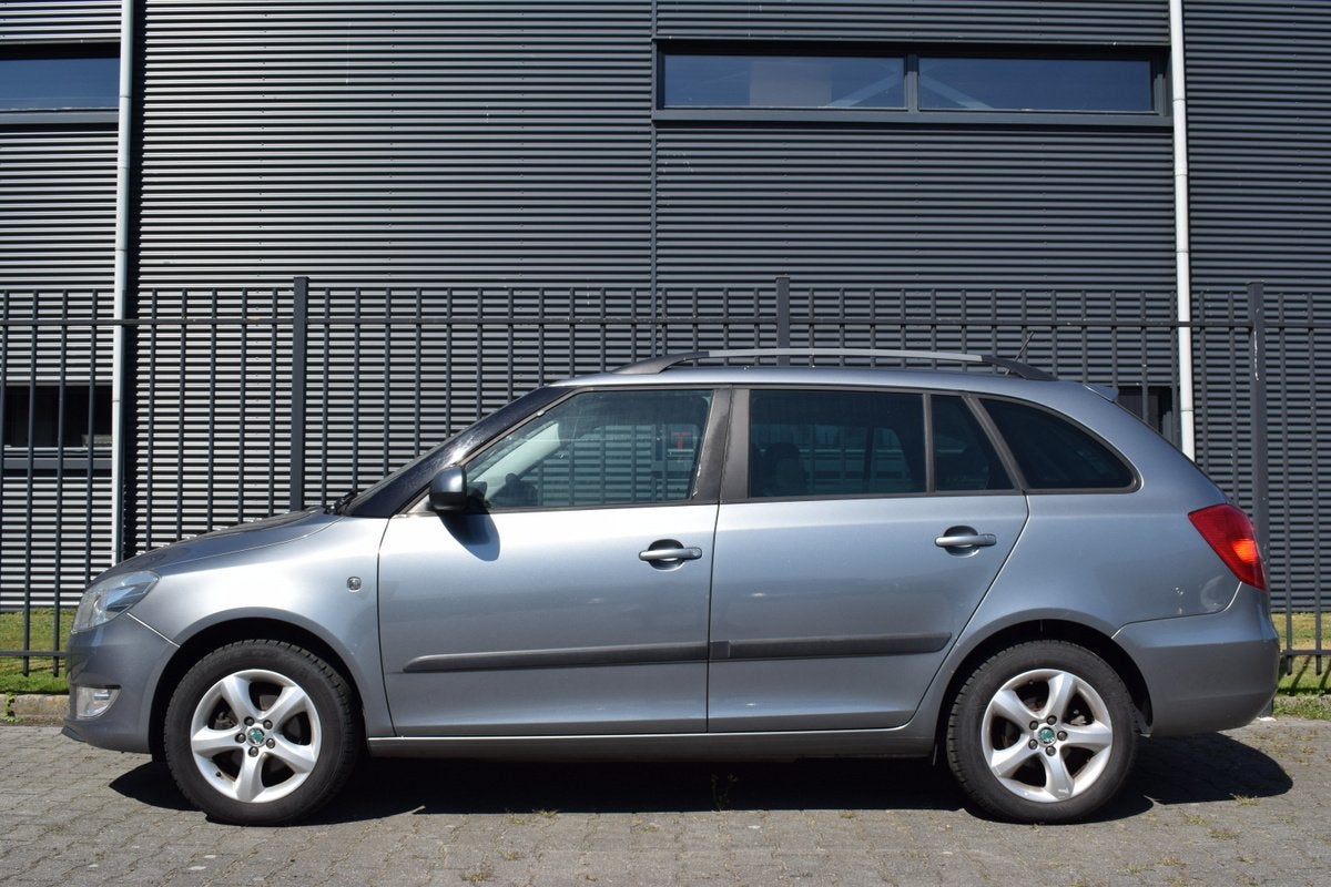 Skoda Fabia Combi 1.2 TDi Greenline Airco | Cruise Control |, Auto's, Skoda, Voorwielaandrijving, Euro 5, Stof, Zwart