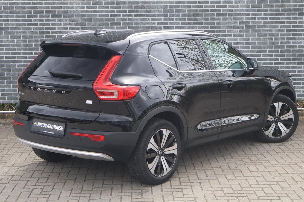Volvo XC40 1.5 T4 Plug-in Hybrid Plus Bright | PHEV | Faceli, Auto's, 12 maanden, Euro 6, 1712 kg, Zwart
