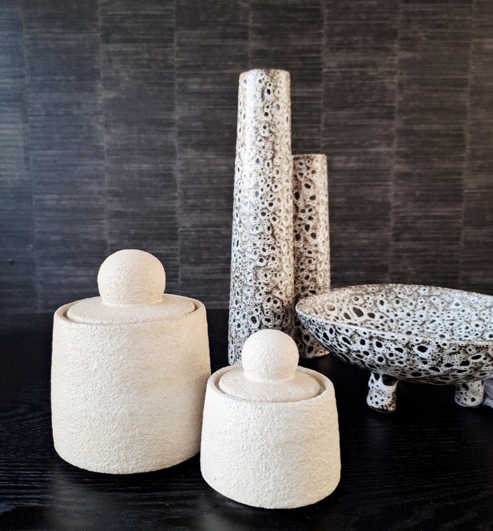 Prachtige beige Ruw stenen voorraadpotten met grote knop, Nieuw, Ophalen of Verzenden, X, X