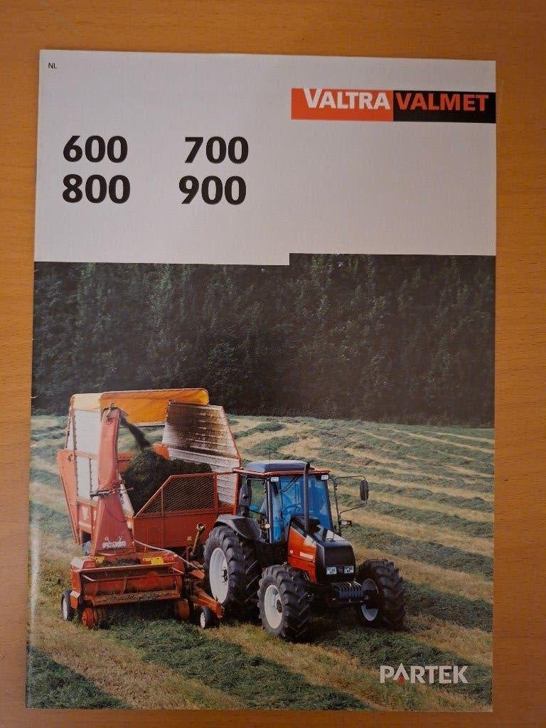 Folder Valtra Valmet 600, 700, 800 en 900, Ophalen of Verzenden, Gelezen, Tractor en Landbouw