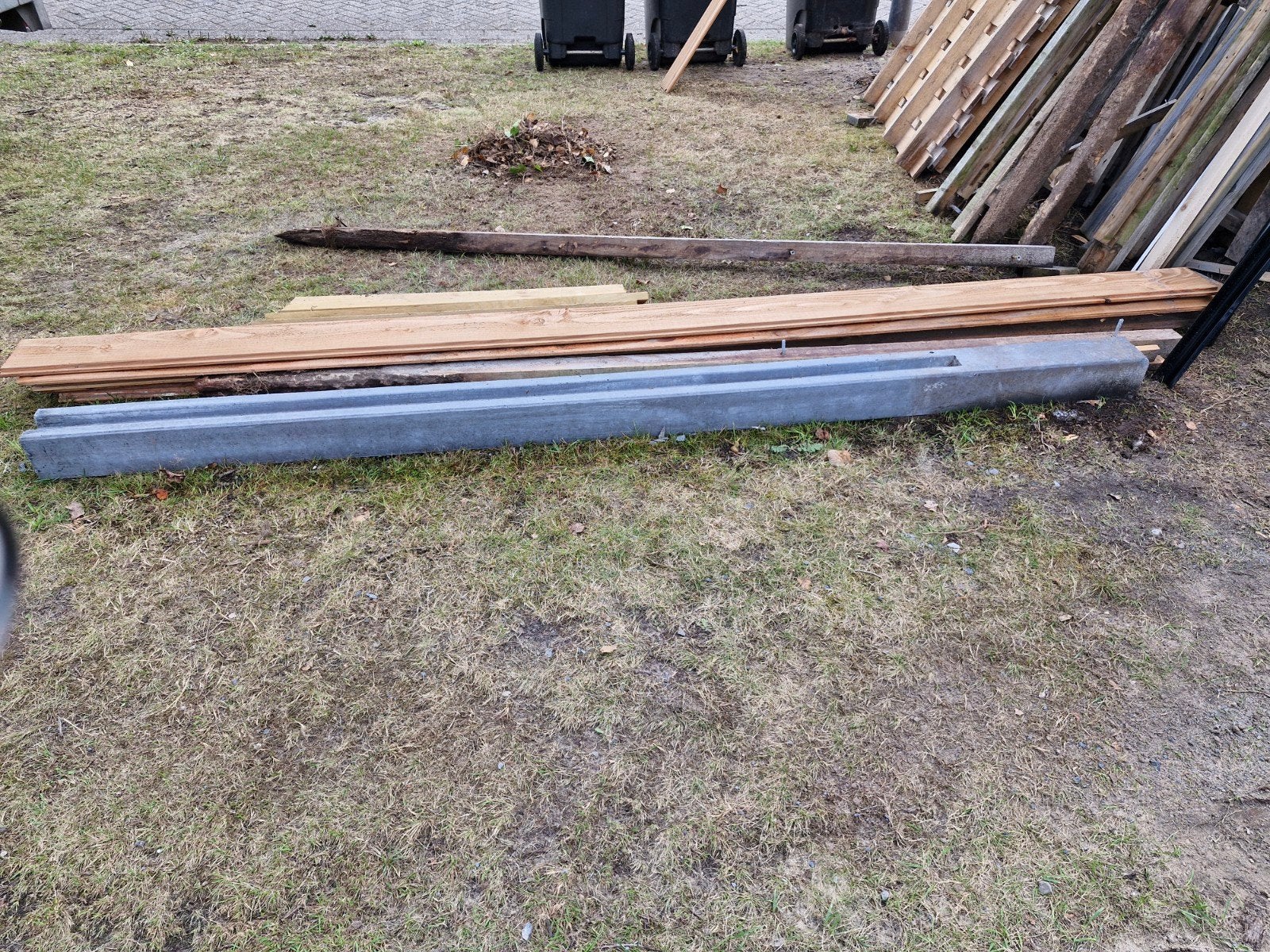 betonnen hoekpaal met sponning, Tuin en Terras, Schuttingen, Ophalen of Verzenden, Gebruikt, Overige materialen, 2 meter of meer