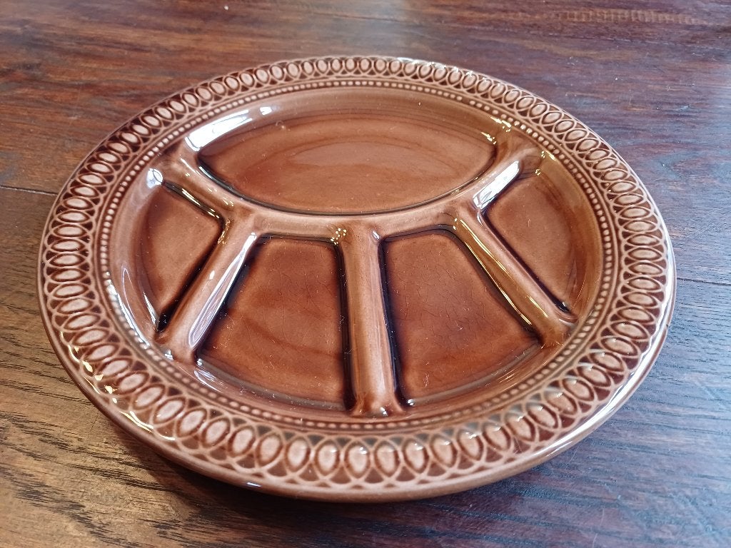 vintage fondueborden + sausbakjes en vorken, Ophalen of Verzenden, Aardewerk, Overige stijlen, Bord(en)