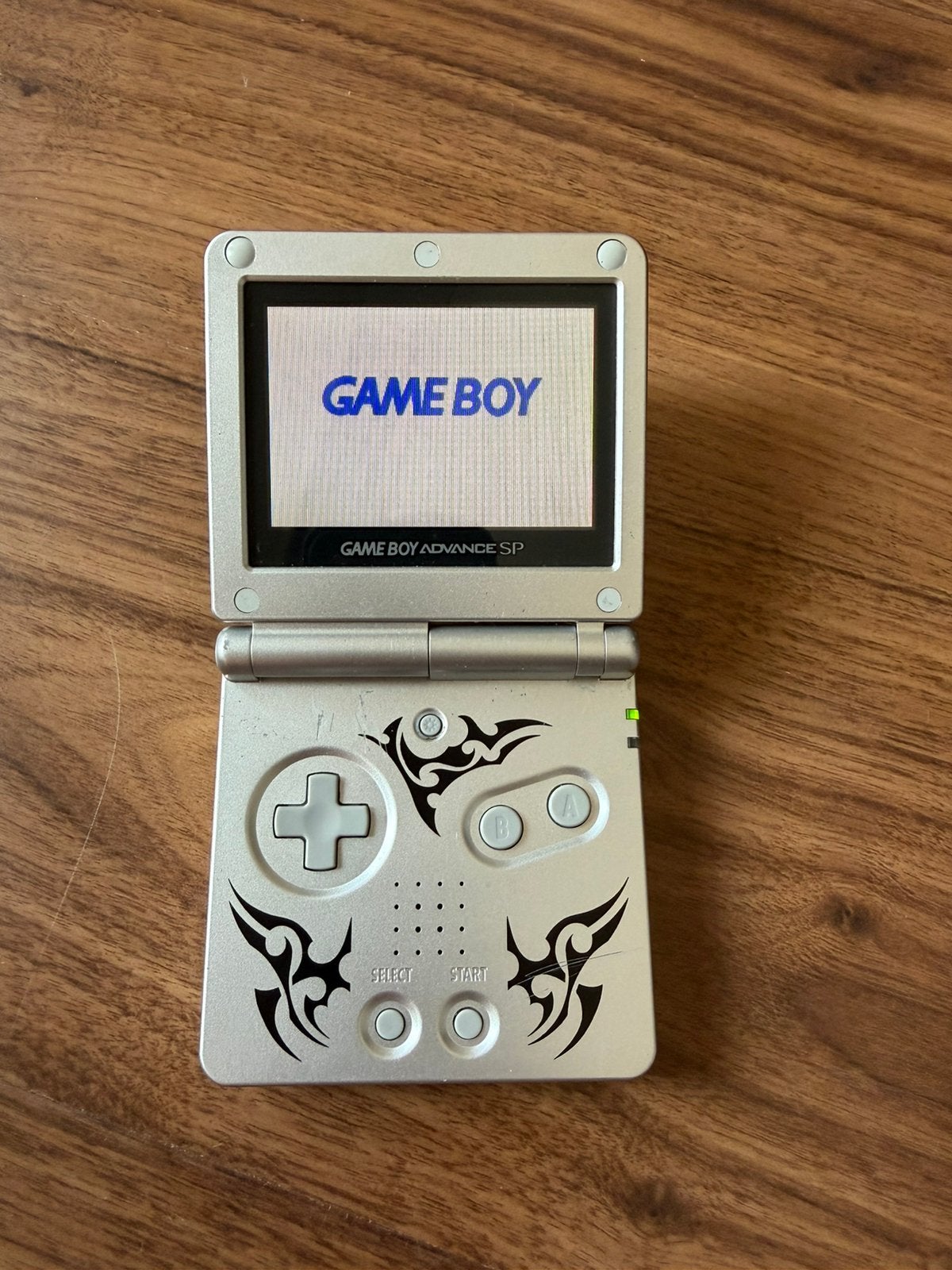 Gameboy Advance SP AGS-101 tribal, Ophalen of Verzenden, Gebruikt, Game Boy Advance SP