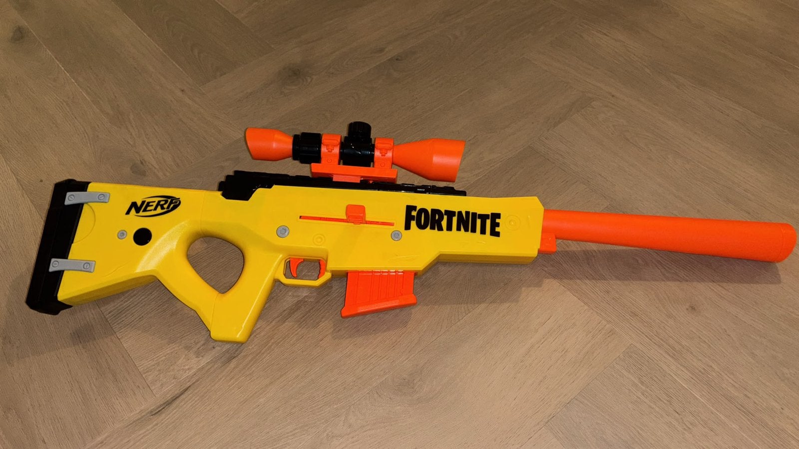 Fortnite sniper rifle, Ophalen, Zo goed als nieuw