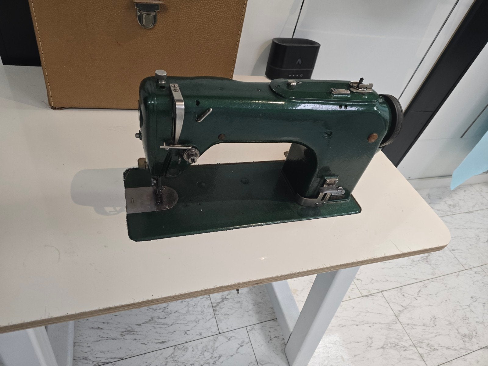 Oude zware industriële ledermachine, Overige merken, Gebruikt, Ophalen of Verzenden, Naaimachine