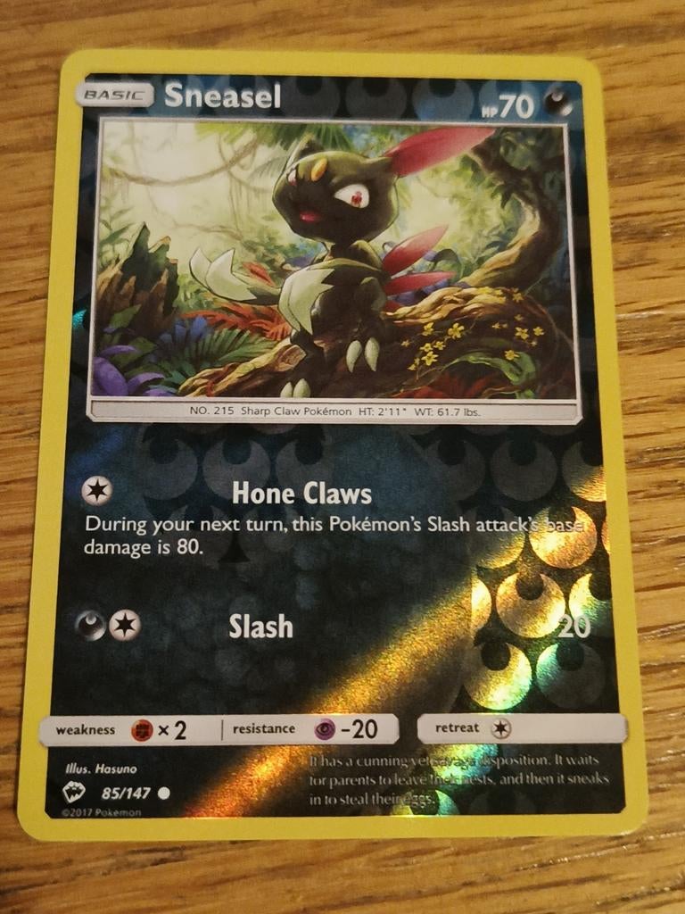 Sneasel reverse holo 085/147 burning shadows, Ophalen of Verzenden, Zo goed als nieuw, Losse kaart, Foil