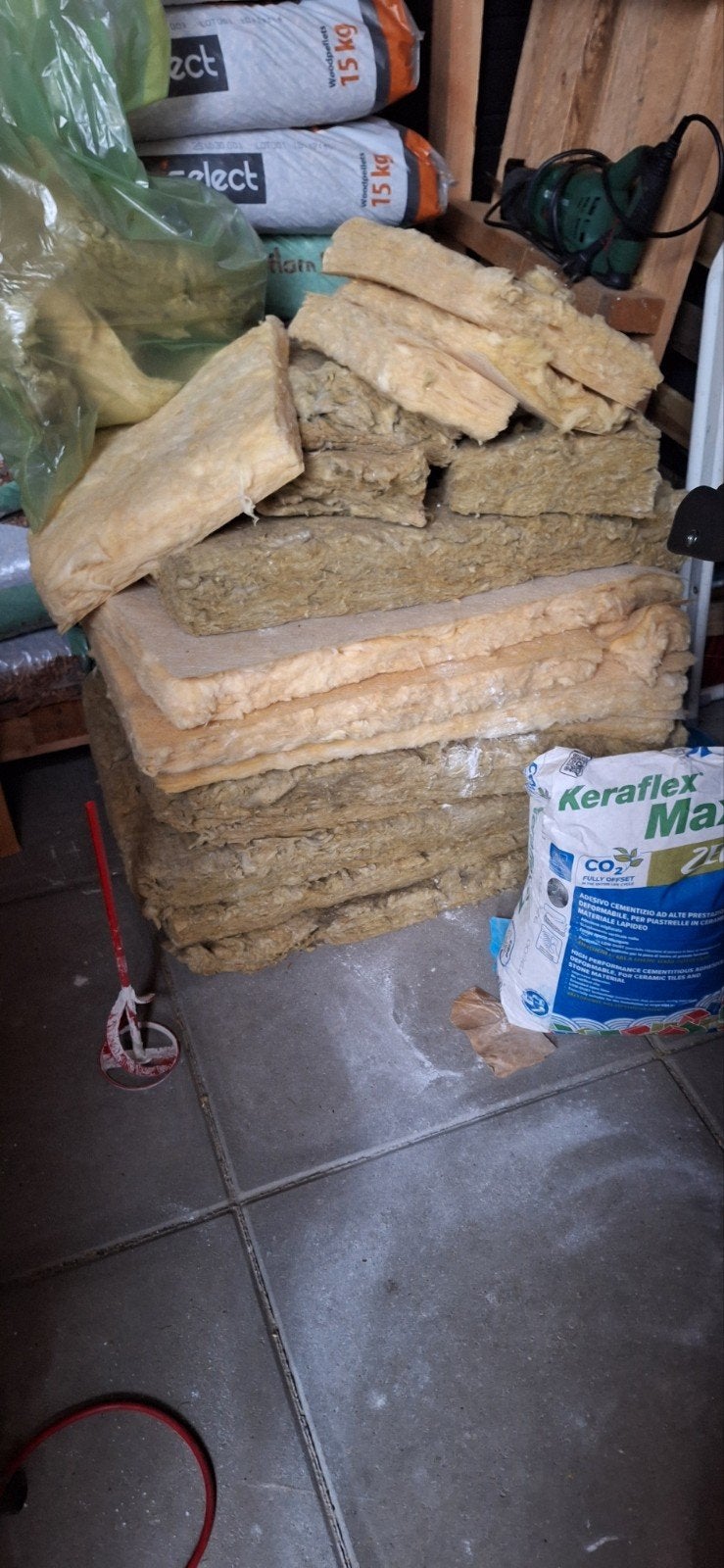 Gratis isolatie materiaal., Ophalen