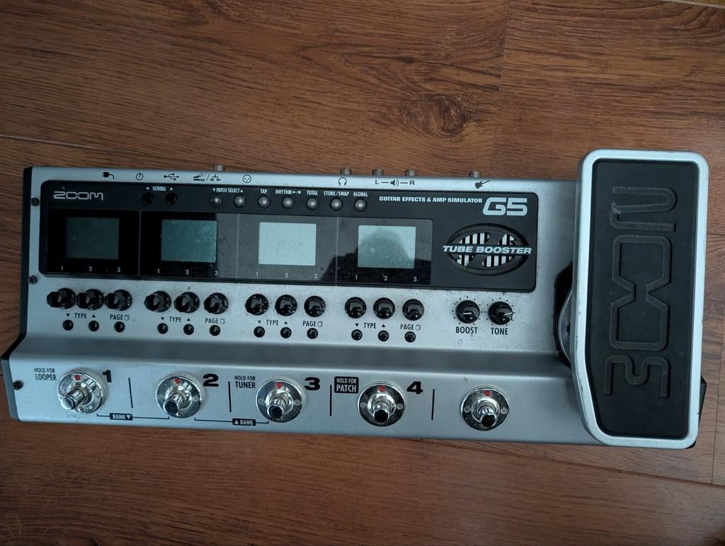 Zoom G5 Multi-effect Gitaarpedaal met Gebruikerssporen, Muziek en Instrumenten, Effecten, Ophalen, Gebruikt, Multi-effect