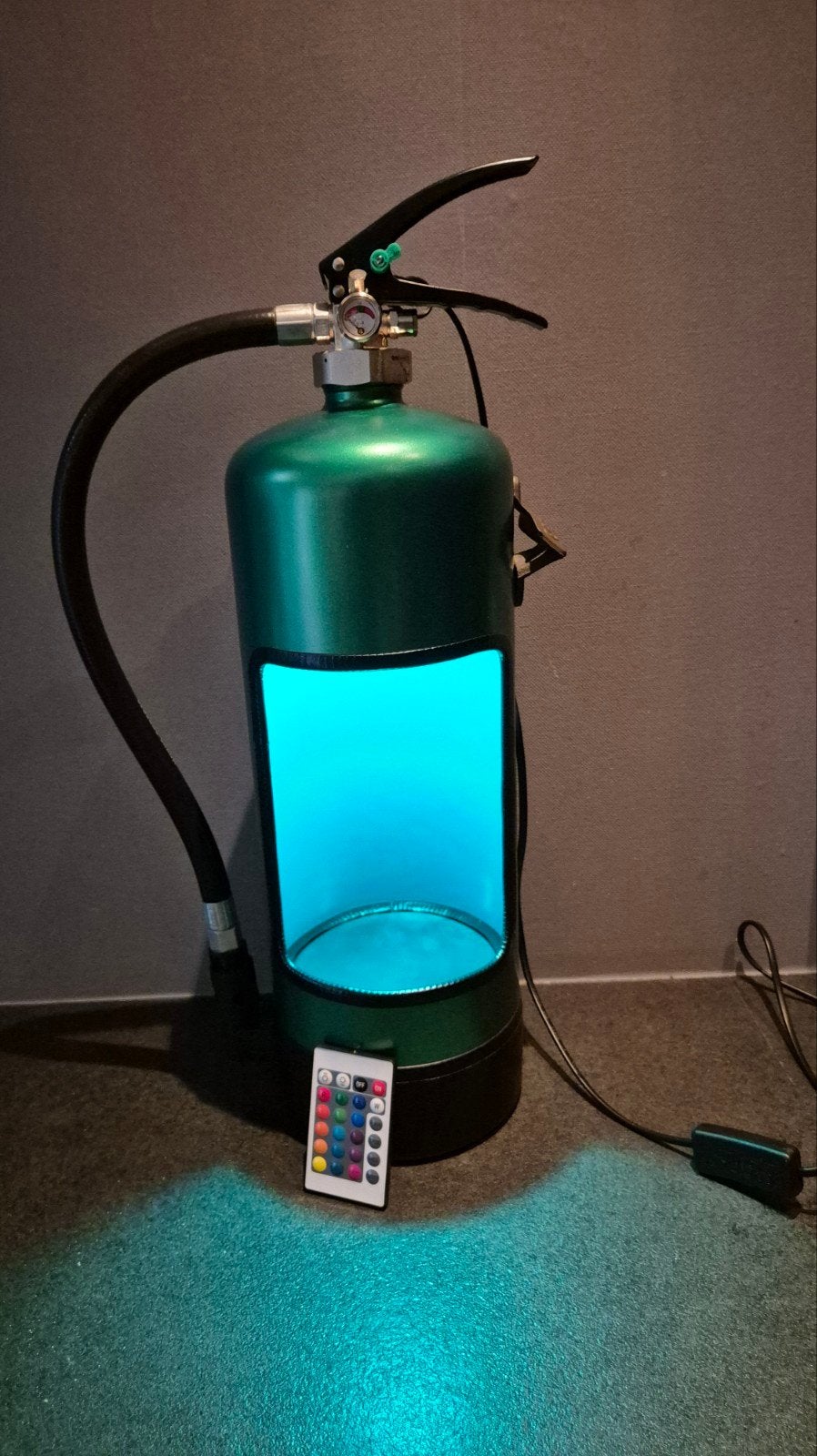 Unieke brandblusser lamp met afstandsbediening, Verzenden, Industrieel, E14 (klein), Nieuw