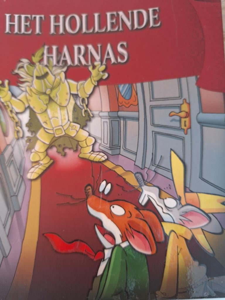 Geronimo Stilton - Het hollende harnas (45), Fictie algemeen, Geronimo Stilton, Ophalen of Verzenden, Zo goed als nieuw