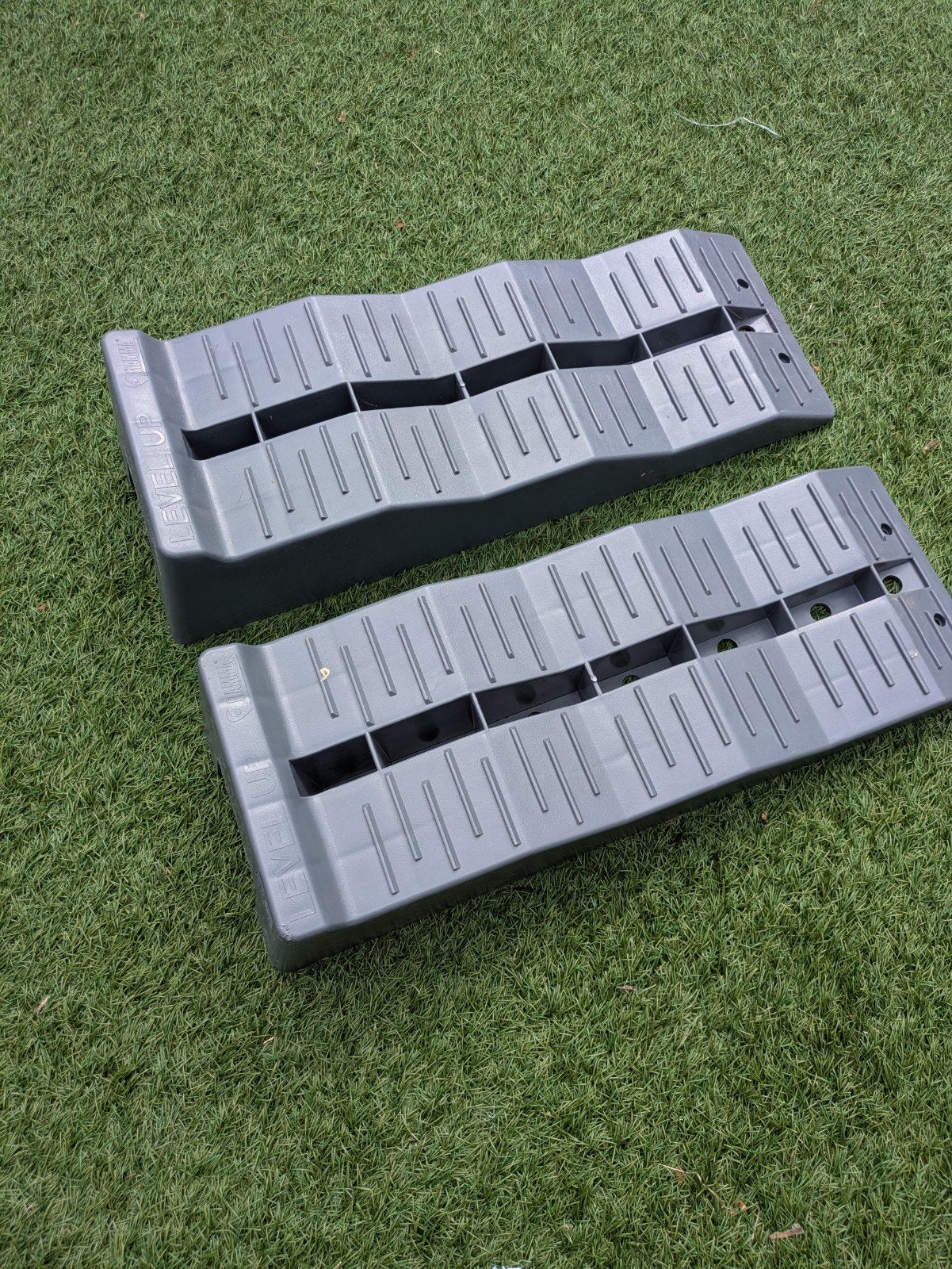 Fiamma Level Up Caravan Camper Leveling Ramps (Set van 2), Caravans en Kamperen, Ophalen, Zo goed als nieuw
