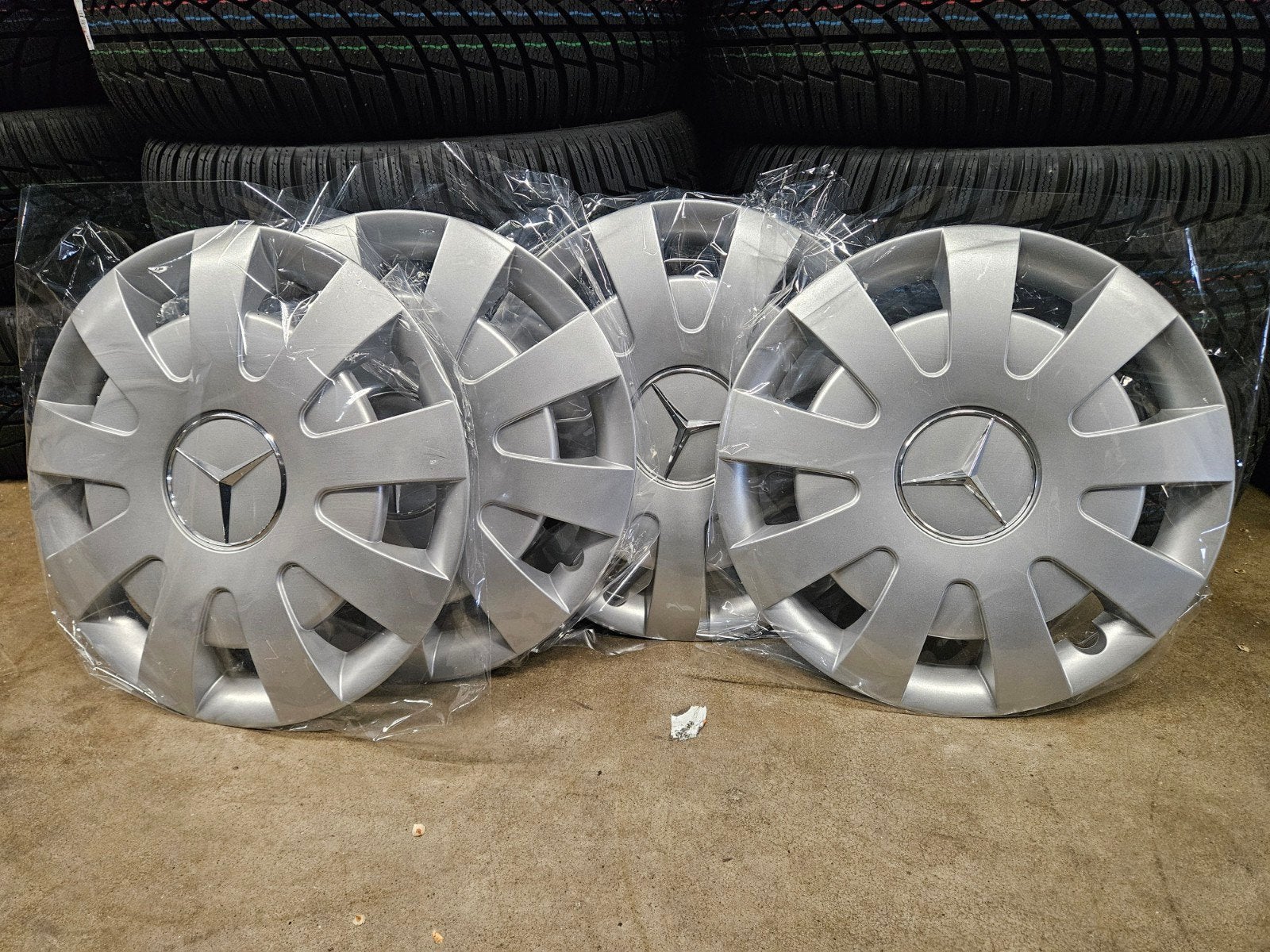 Nieuwe set Wieldoppen Mercedes Sprinter 16 inch, Auto diversen, Wieldoppen, Nieuw, Ophalen of Verzenden