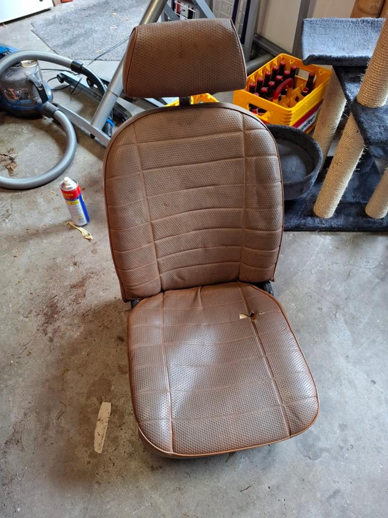 Mgb 1977 stoel, Ophalen