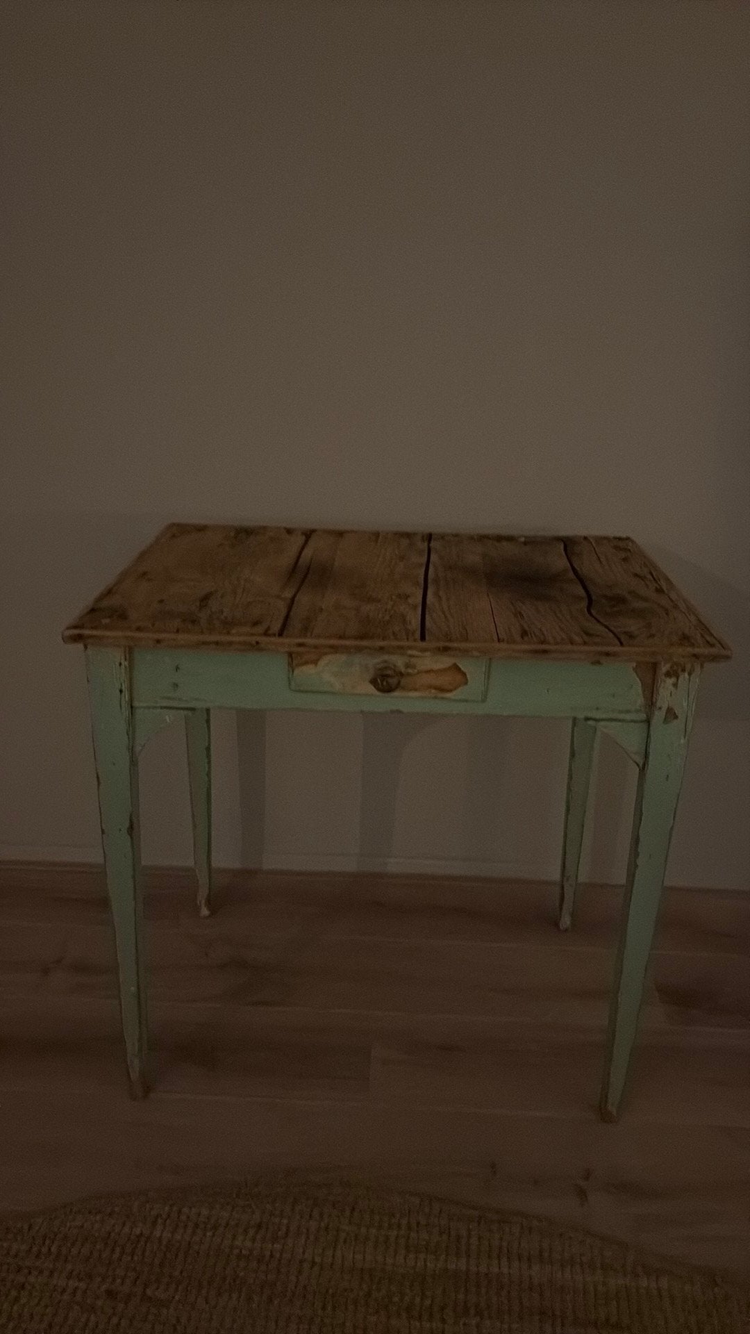 Brocante tafel, Huis en Inrichting, Ophalen of Verzenden, Zo goed als nieuw, 25 tot 50 cm, Rechthoekig