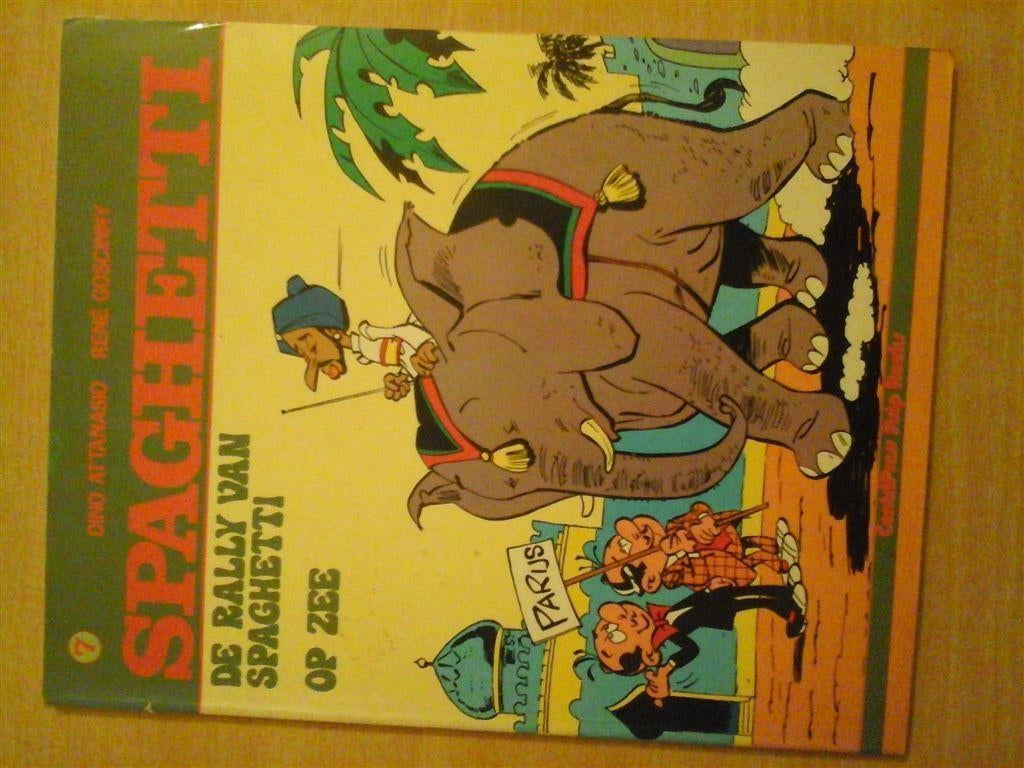 ns1-spaghetti-de rally van spaghetti + op zee-goede staat, Boeken, Stripboeken, Eén stripboek, Ophalen of Verzenden, Zo goed als nieuw