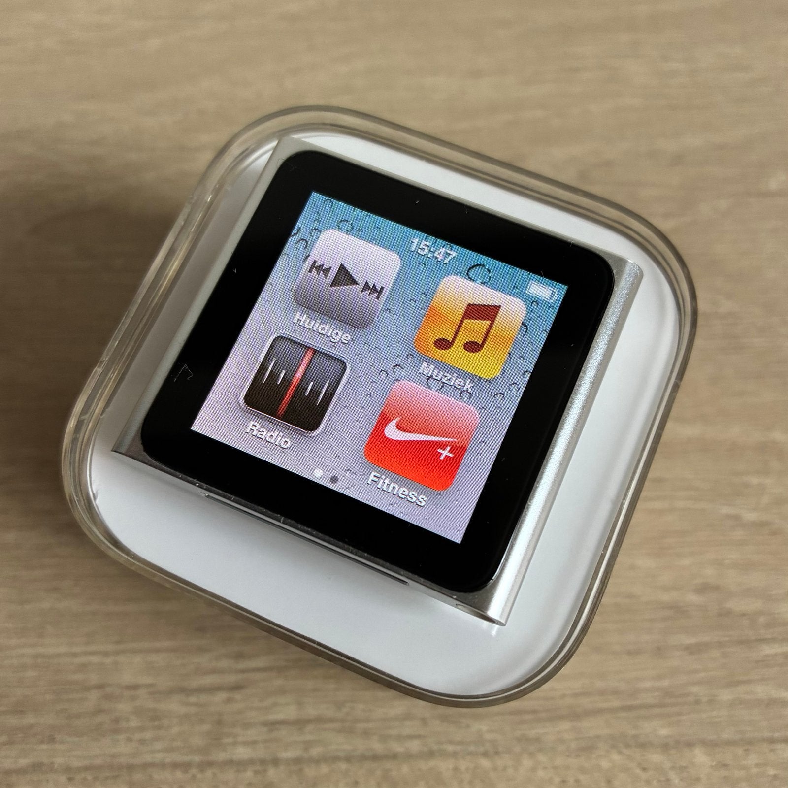 iPod nano 6e generatie 8 GB (zonder accessoires), Ophalen, Gebruikt, Met radio, Nano