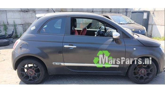 Portier 2Deurs rechts van een Fiat 500