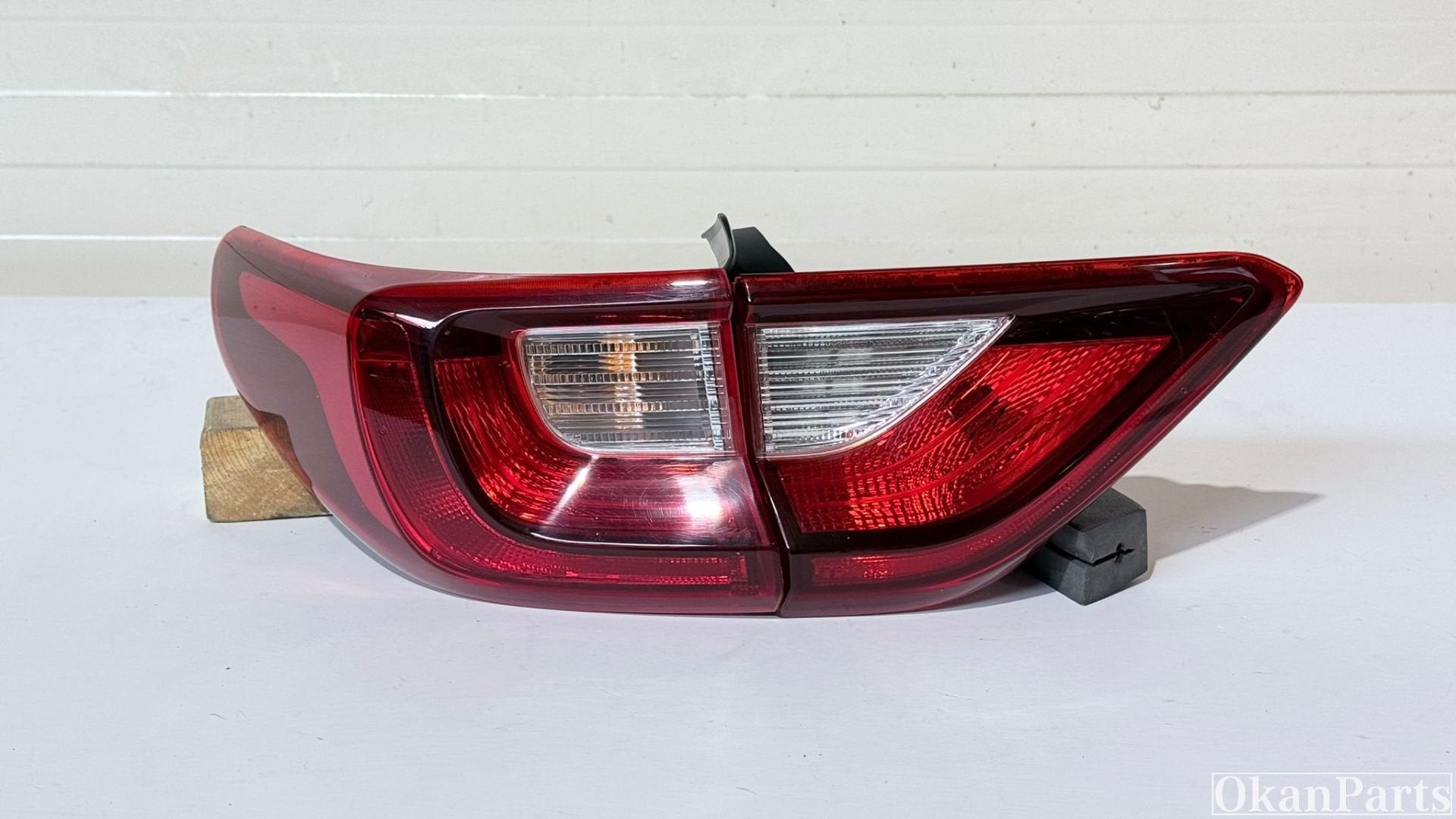 Kia Stonic linker achterlicht links 92401H8400 92403H8400