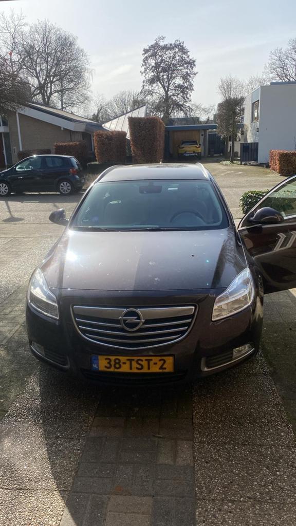 Opel Insignia 1.4 Turbo 103KW Sports Tourer 2012 Bruin, Auto's, Beige, 4 cilinders, Bruin, Origineel Nederlands