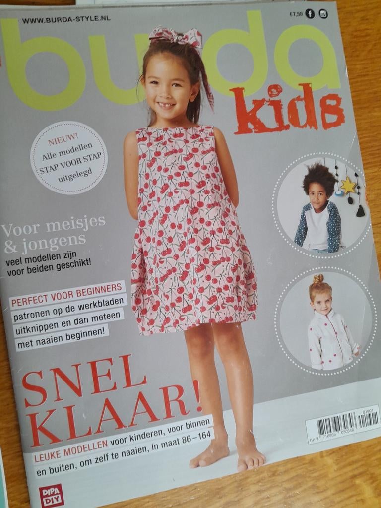 Ottobre, knippie, Burdakids 2019, Ophalen of Verzenden, Zo goed als nieuw, Kind, Knippie
