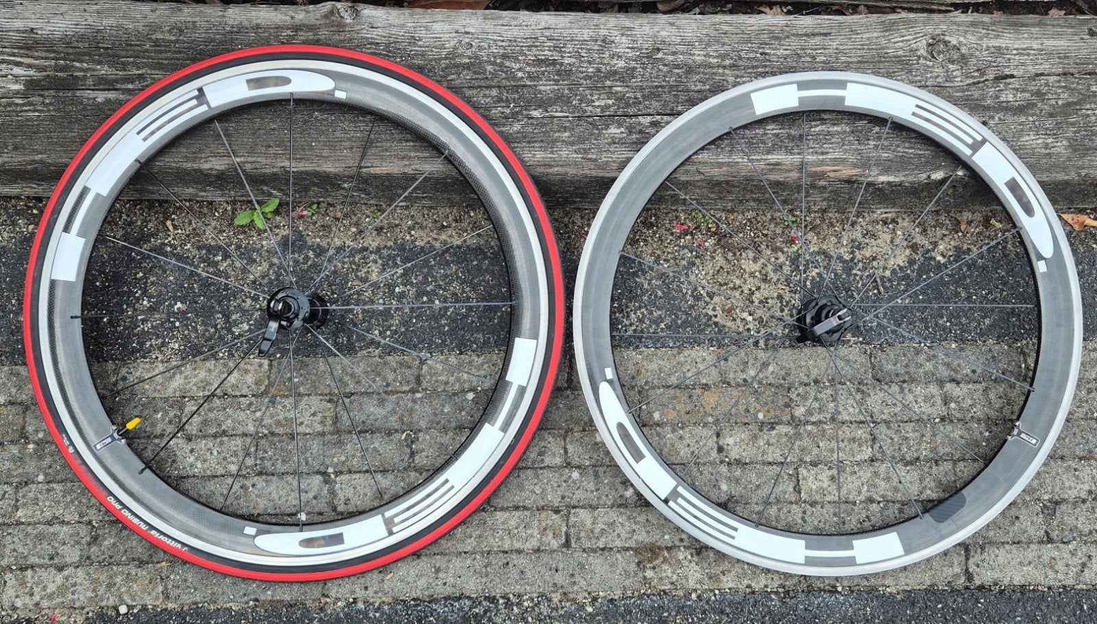 Bontrager HED wielset met nieuwe binnen- en buitenband, Gebruikt, Racefiets, Bontrager HED, Carbon